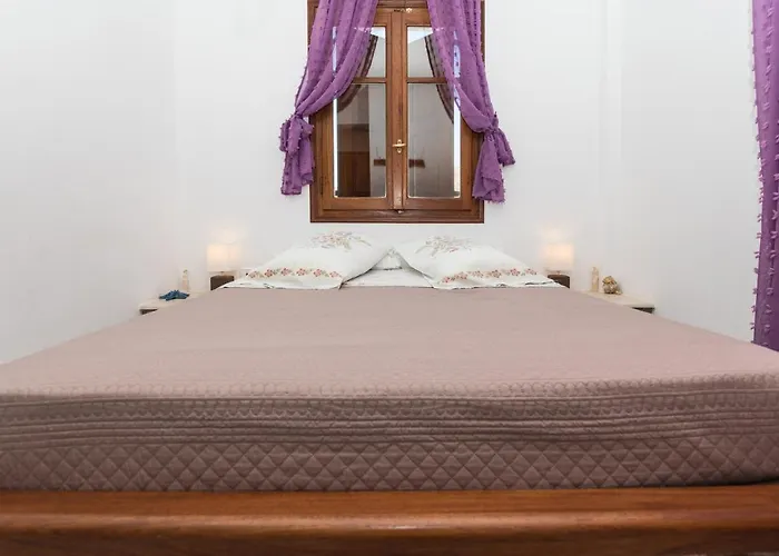 Vesleme بيت ضيافة Pachaina