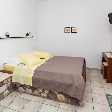 Πανσιόν Vesleme