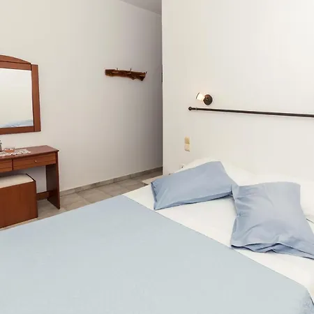 Πανσιόν Vesleme 4*