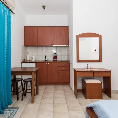 Πανσιόν Vesleme 4*