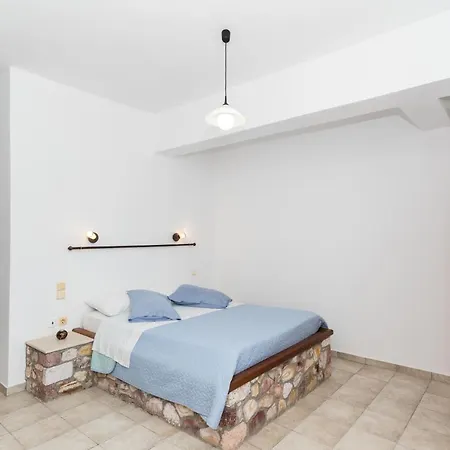 Vesleme Πάχαινα